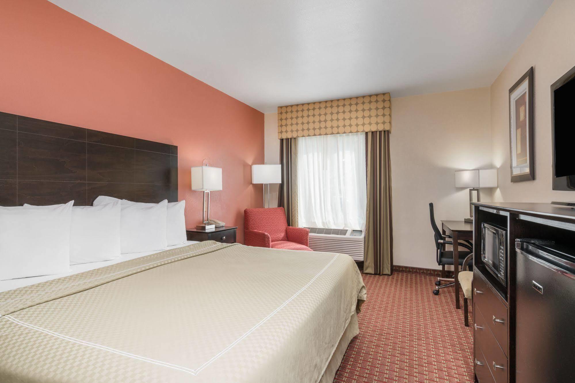 Americinn By Wyndham Johnston Des Moines Urbandale Εξωτερικό φωτογραφία